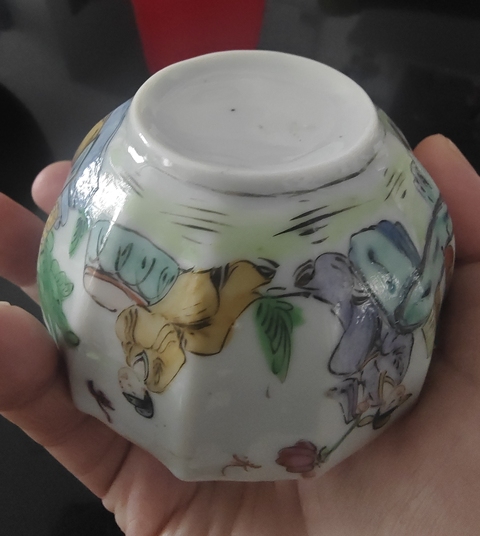 古玩陶瓷晚清廣彩杯真品鑒賞圖