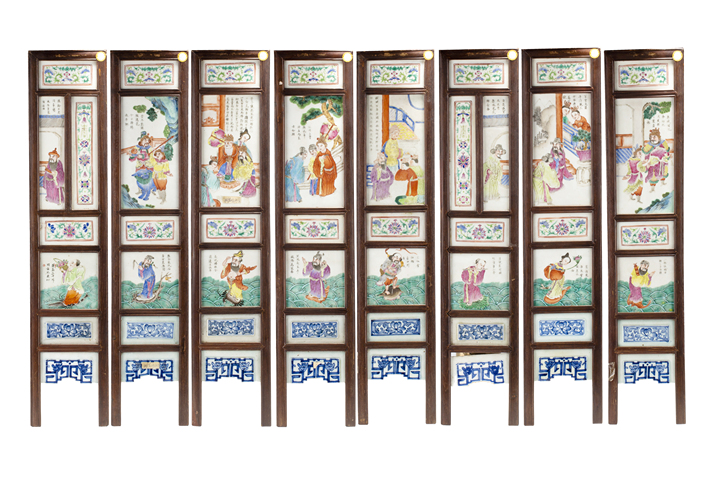 古玩陶瓷清中·青花、粉彩八仙人物紋瓷板掛屏一組
真品鑒賞圖