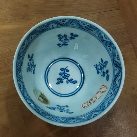 古玩陶瓷清晚期 青花人物紋小杯真品鑒賞圖