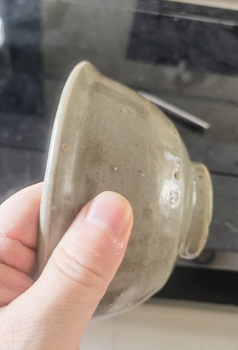 古玩陶瓷龍泉青瓷唇口碗真品鑒賞圖