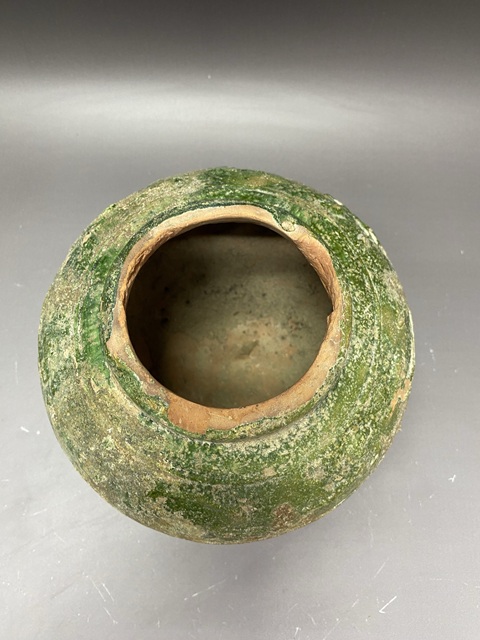 古玩陶瓷漢代·暗刻走獸紋·紅陶綠釉罐拍賣，當(dāng)前價(jià)格690元
