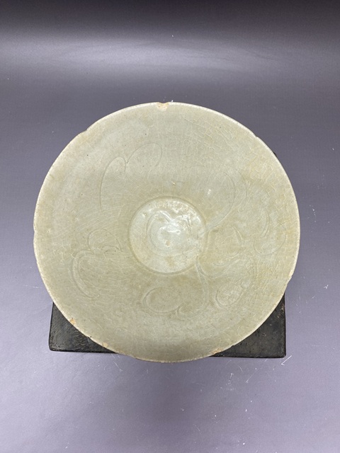 古玩陶瓷宋代影青刻花六花口碗真品鑒賞圖