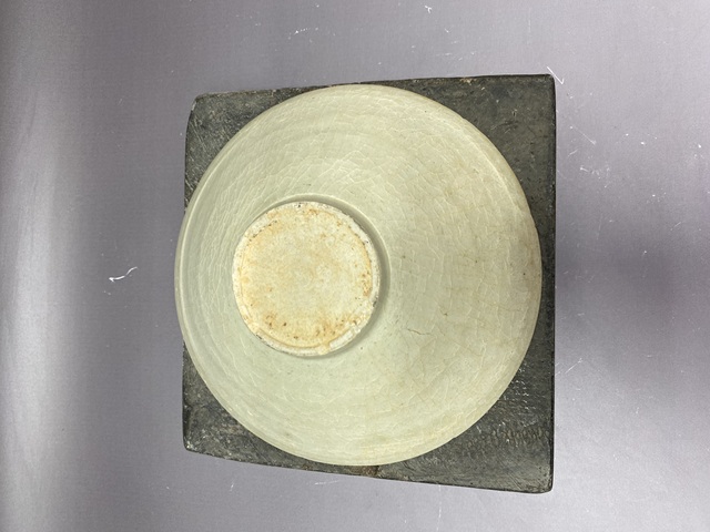 古玩陶瓷宋代影青刻花六花口碗真品鑒賞圖