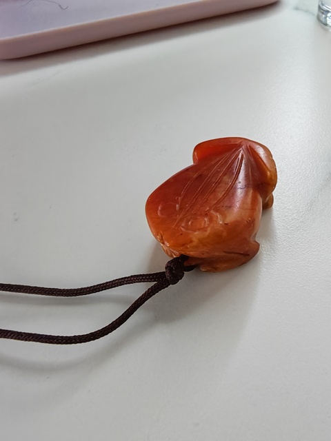 古玩玉器瑪瑙蛙真品鑒賞圖