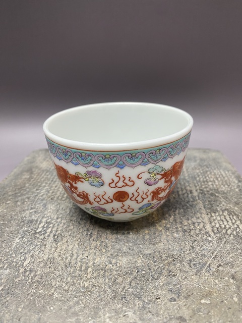 古玩陶瓷民國(guó)·雙龍趕珠·細(xì)路粉彩杯拍賣，當(dāng)前價(jià)格1690元