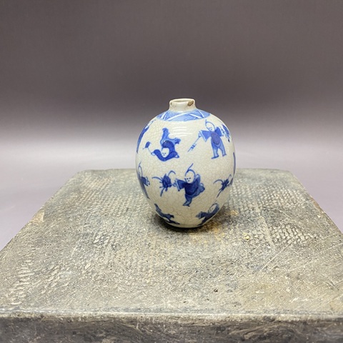 古玩陶瓷清晚期·嬰戲紋·煨瓷青花鼻煙壺拍賣，當(dāng)前價(jià)格1980元