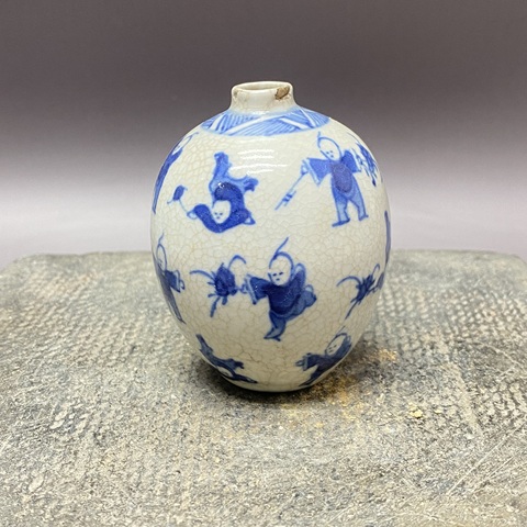 古玩陶瓷清晚期·嬰戲紋·煨瓷青花鼻煙壺拍賣，當(dāng)前價(jià)格1980元