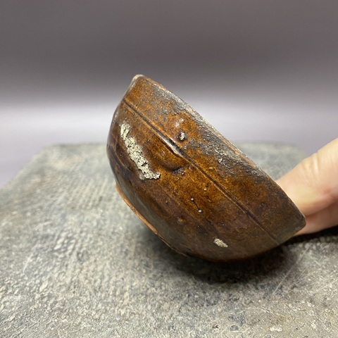 古玩陶瓷褐釉盞真品鑒賞圖