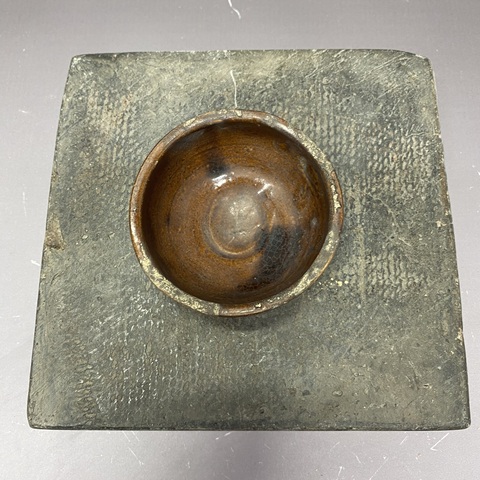 古玩陶瓷褐釉盞真品鑒賞圖