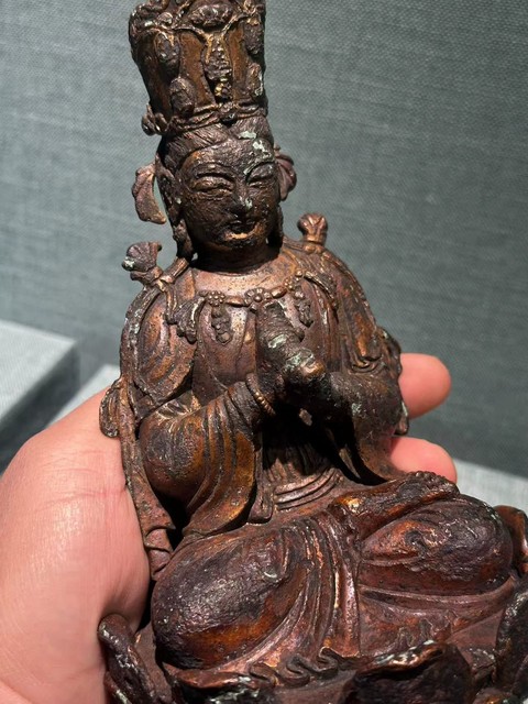 古玩銅器造像真品鑒賞圖
