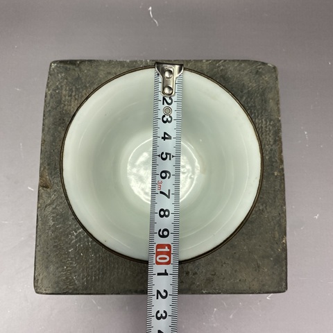 古玩陶瓷馬紋青花杯真品鑒賞圖