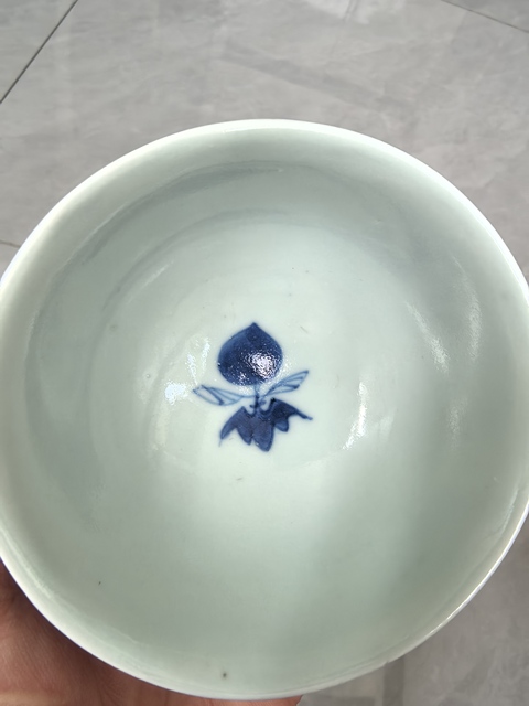 古玩陶瓷龍紋青花茶圓真品鑒賞圖