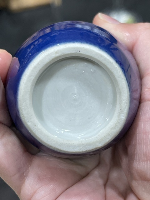 古玩陶瓷霽藍釉錐把瓶真品鑒賞圖