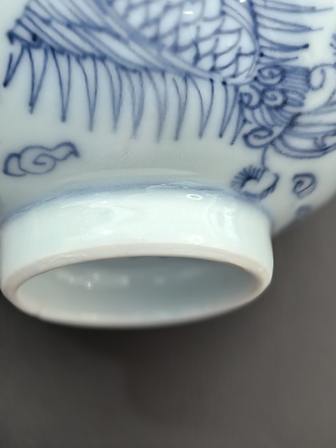 古玩陶瓷青花淡描鳳紋蓮子碗真品鑒賞圖