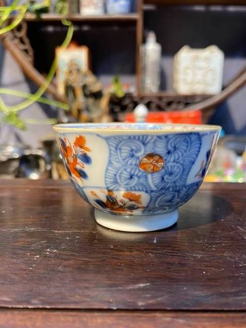 古玩陶瓷青花礬紅杯真品鑒賞圖
