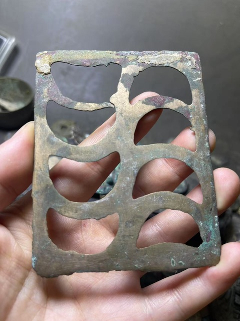 古玩銅器戰漢·牌飾真品鑒賞圖