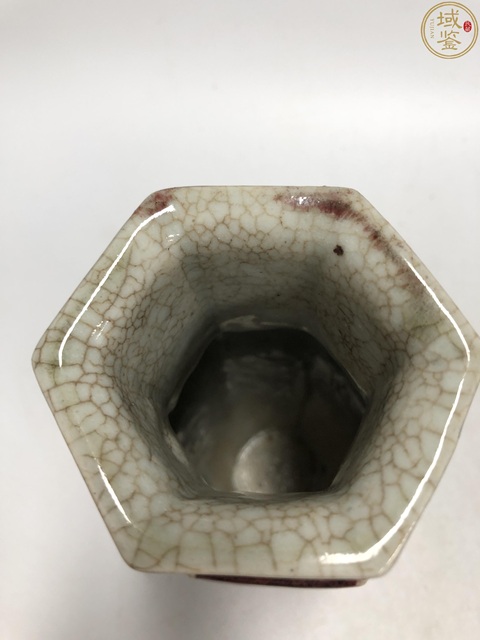 古玩陶瓷清中晚·紅釉六方瓶拍賣，當前價格7200元