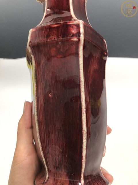 古玩陶瓷清中晚·紅釉六方瓶拍賣，當前價格7200元