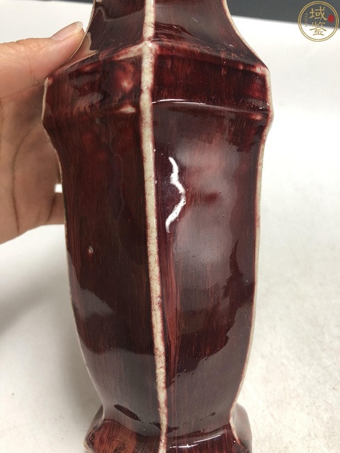 古玩陶瓷清中晚·紅釉六方瓶拍賣，當前價格7200元
