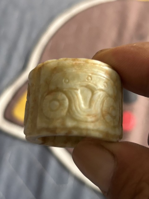 古玩玉器仿古做舊玉扳指真品鑒賞圖