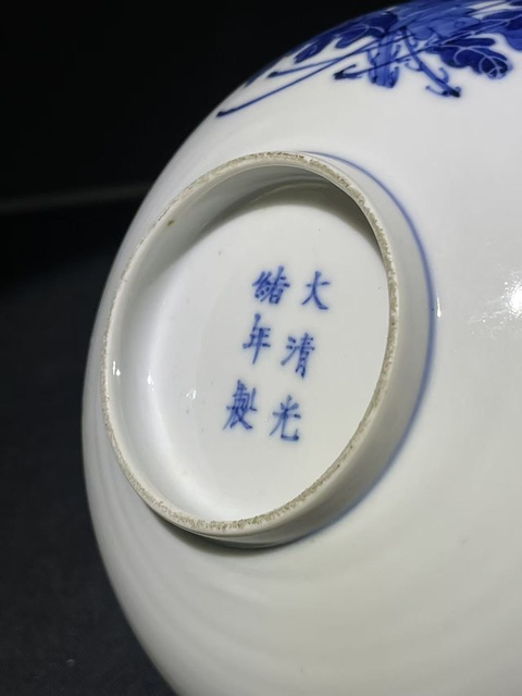古玩陶瓷碗真品鑒賞圖