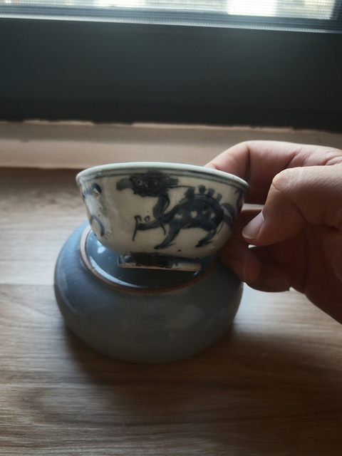 古玩陶瓷玉環(huán)底青花杯真品鑒賞圖
