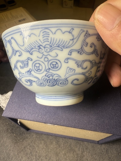 古玩陶瓷壽字紋青花茶圓真品鑒賞圖