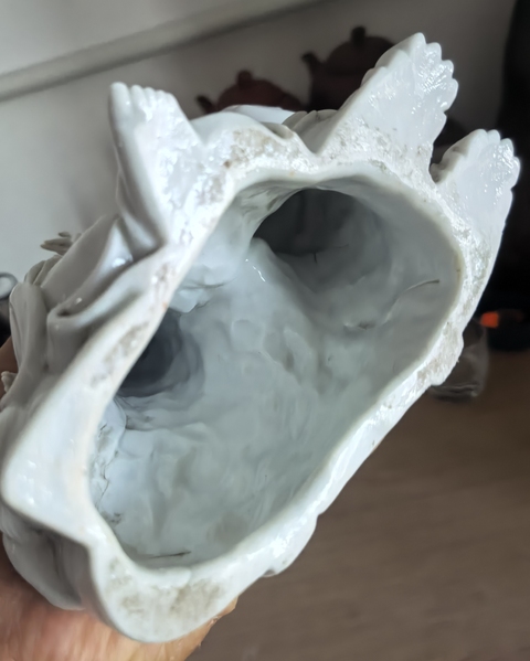 古玩陶瓷德化白瓷造像真品鑒賞圖