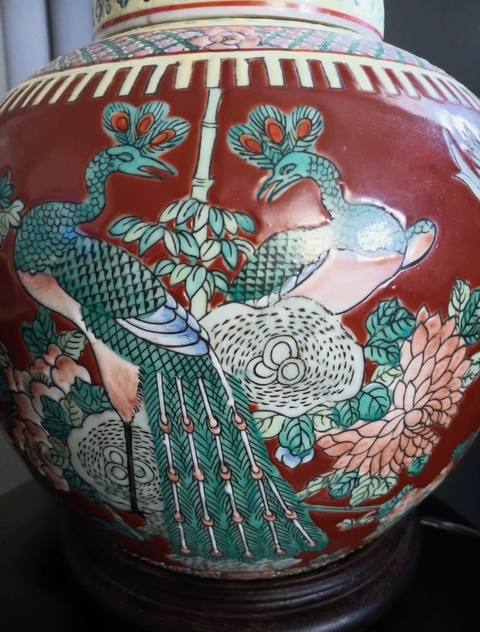 古玩陶瓷珊瑚紅粉彩花鳥紋蓋罐真品鑒賞圖