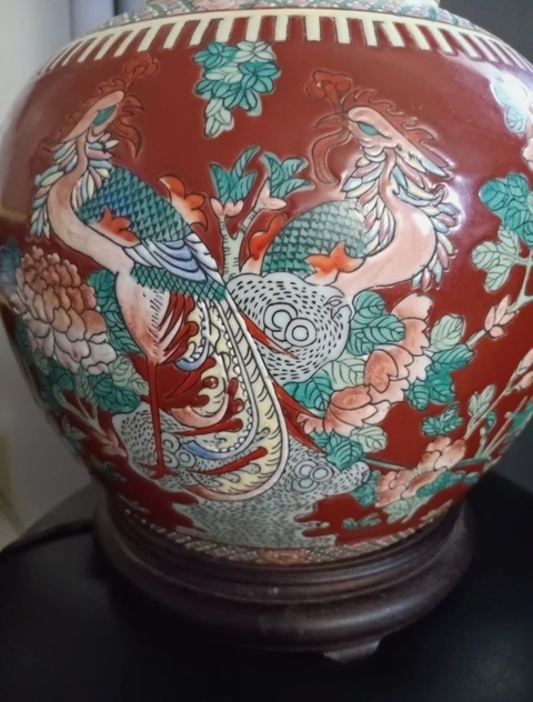 古玩陶瓷珊瑚紅粉彩花鳥紋蓋罐真品鑒賞圖