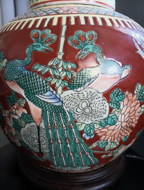古玩陶瓷珊瑚紅粉彩花鳥紋蓋罐真品鑒賞圖