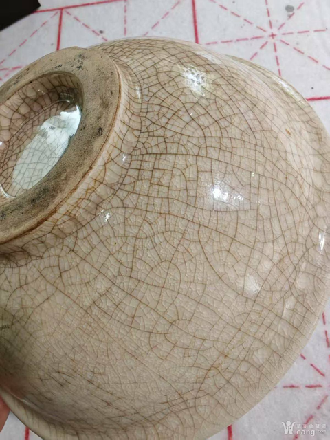 古玩陶瓷哥釉碗真品鑒賞圖