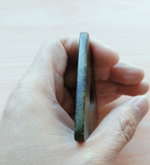 古玩玉器三角型璧真品鑒賞圖