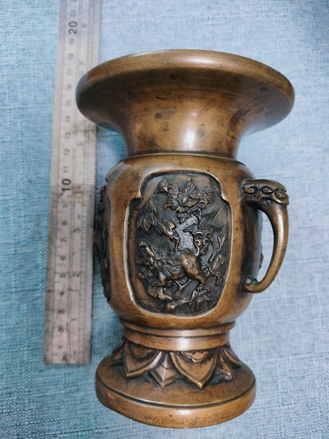 古玩銅器花觚真品鑒賞圖