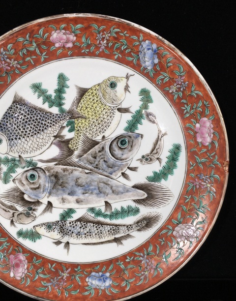 古玩陶瓷魚藻紋盤真品鑒賞圖