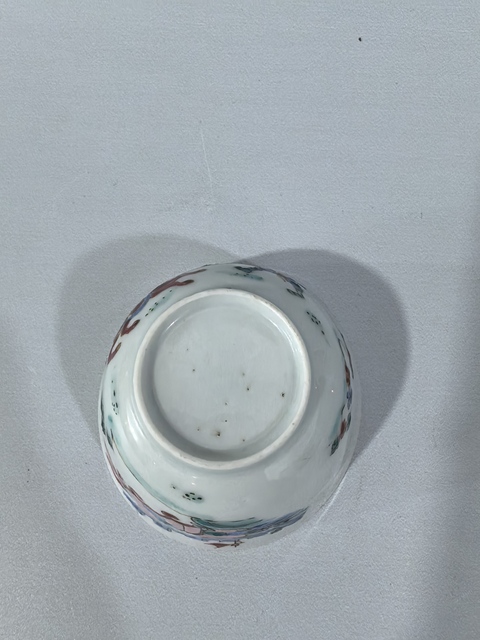 古玩陶瓷雍正粉彩人物杯真品鑒賞圖