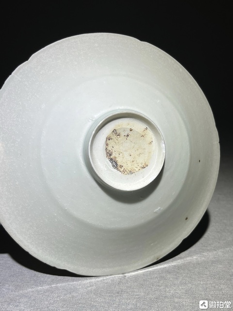 古玩陶瓷青白釉刻花葵口碗真品鑒賞圖