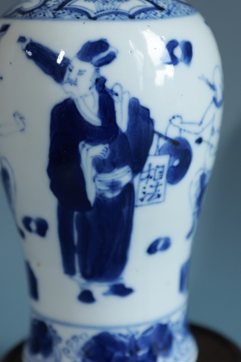 古玩陶瓷青花市井人物雞腿瓶真品鑒賞圖