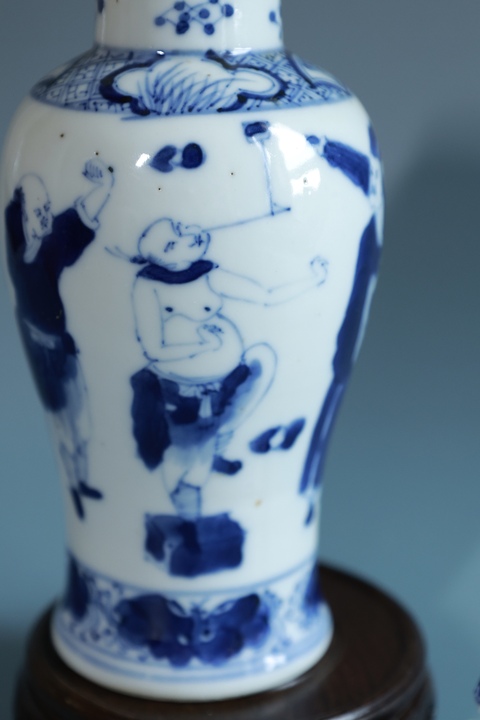 古玩陶瓷青花市井人物雞腿瓶真品鑒賞圖