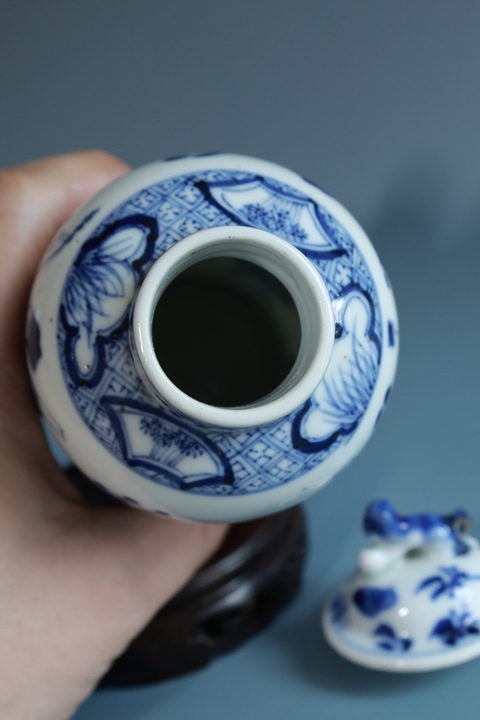 古玩陶瓷青花市井人物雞腿瓶真品鑒賞圖