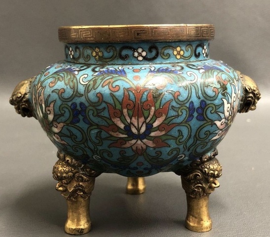 古玩銅器獅耳鼎式熏爐真品鑒賞圖