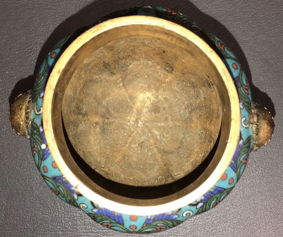 古玩銅器獅耳鼎式熏爐真品鑒賞圖