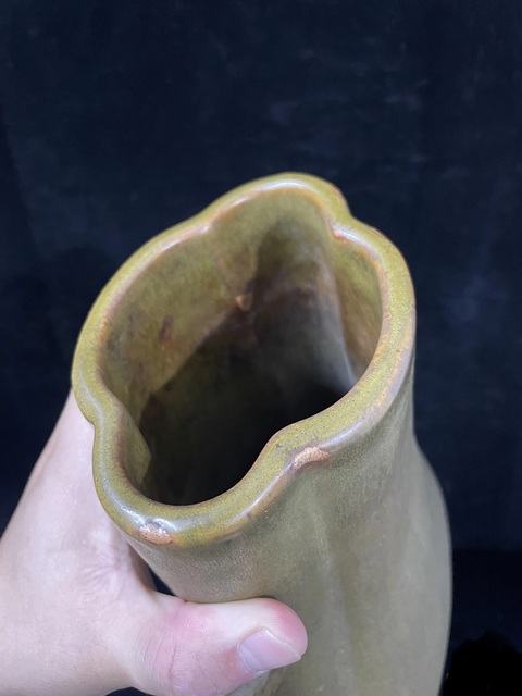 古玩陶瓷茶葉末釉雙象耳海棠瓶拍賣，當前價格18888元