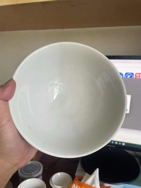古玩陶瓷貼印花卉紋碗真品鑒賞圖