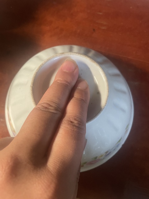 古玩陶瓷貼印花卉紋碗真品鑒賞圖