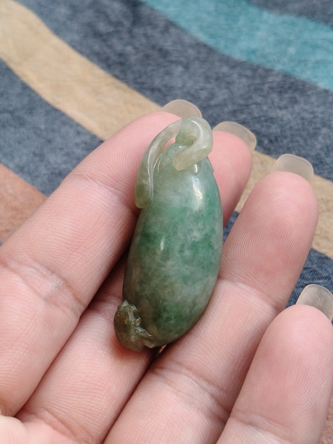 古玩玉器老翡翠福瓜真品鑒賞圖