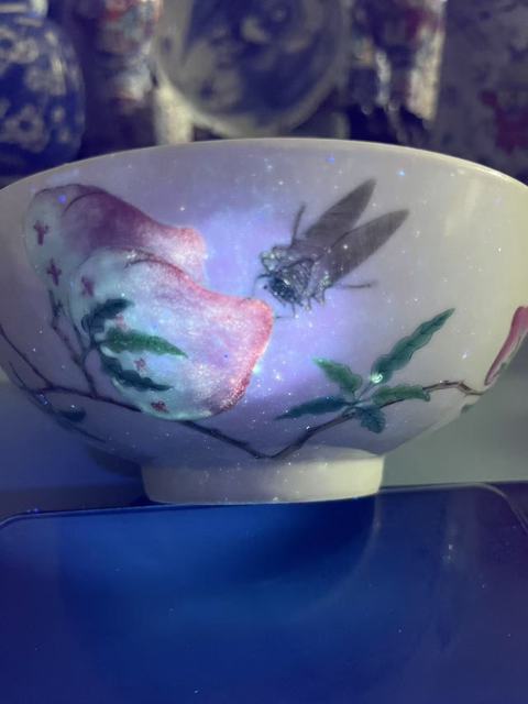 古玩陶瓷洪福齊天一鳴驚人粉彩碗真品鑒賞圖