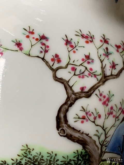 古玩陶瓷粉彩人物蘋果尊真品鑒賞圖