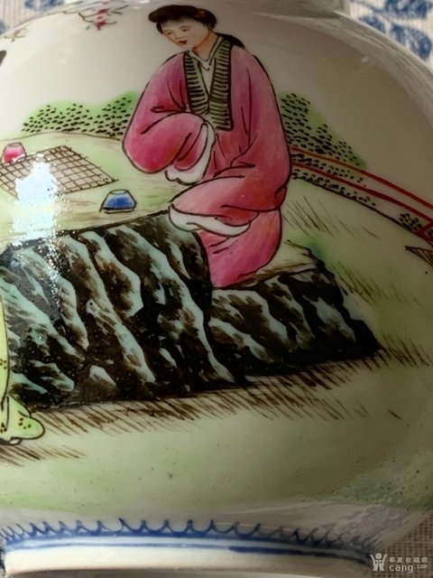 古玩陶瓷粉彩人物蘋果尊真品鑒賞圖