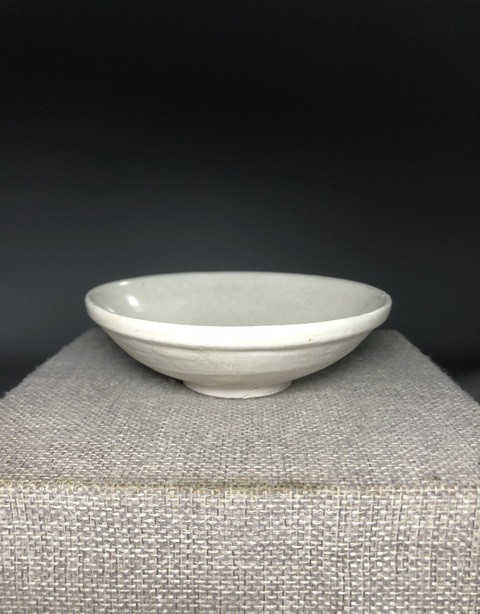 古玩陶瓷白釉盞真品鑒賞圖